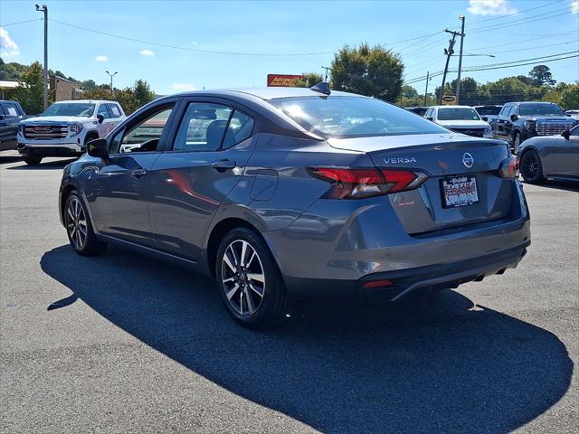 2021 Nissan Versa SV Xtronic CVT
