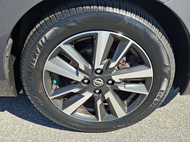 2021 Nissan Versa SV Xtronic CVT