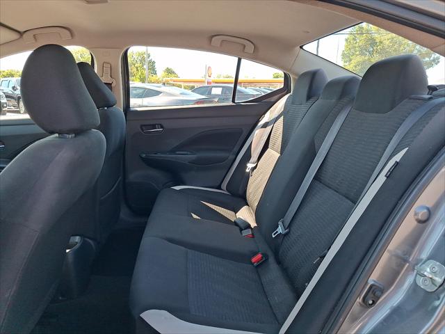 2021 Nissan Versa SV Xtronic CVT