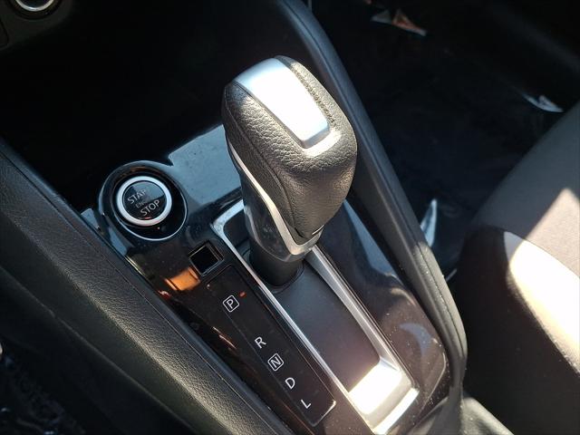 2021 Nissan Versa SV Xtronic CVT