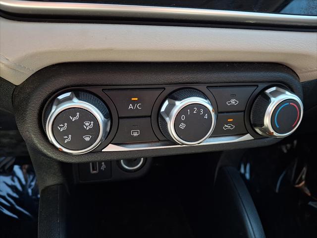 2021 Nissan Versa SV Xtronic CVT