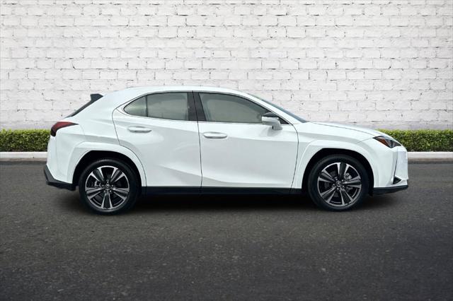 2026 Lexus 300 Premium