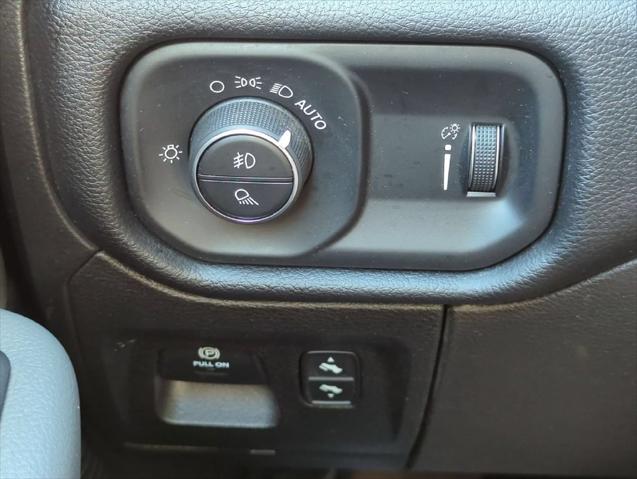 2020 Ram 1500 Big Horn Crew Cab 4x4 57 Box