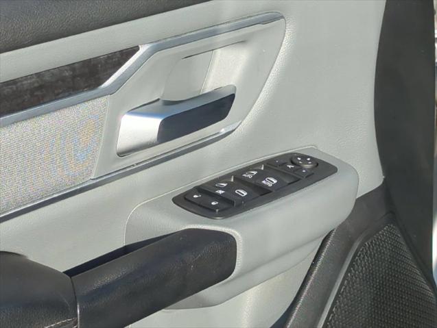 2020 Ram 1500 Big Horn Crew Cab 4x4 57 Box