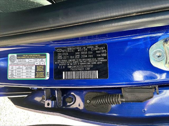 2025 Hyundai Elantra SEL Sport