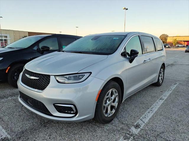 2024 Chrysler Pacifica Limited for sale in Greencastle, IN
