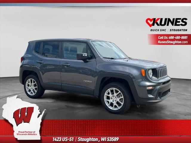 2023 Jeep Renegade Latitude 4x4 for sale in Stoughton, WI