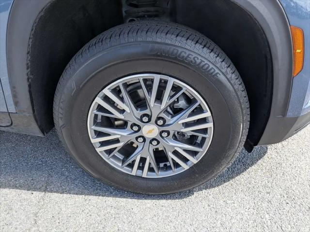 2025 Chevrolet Traverse FWD LT