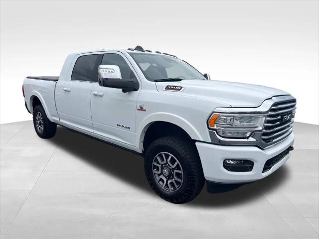 2024 Ram 3500 Limited Longhorn Mega Cab 4x4 64 Box