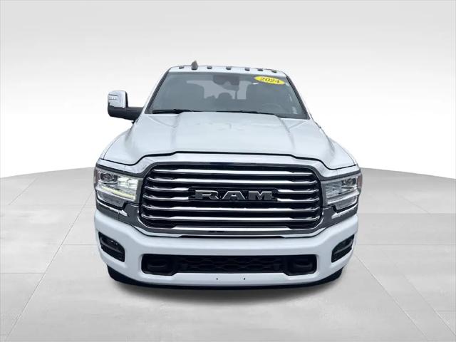 2024 Ram 3500 Limited Longhorn Mega Cab 4x4 64 Box
