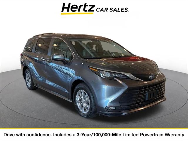 2025 Toyota Sienna XLE for sale near Loveland, OH