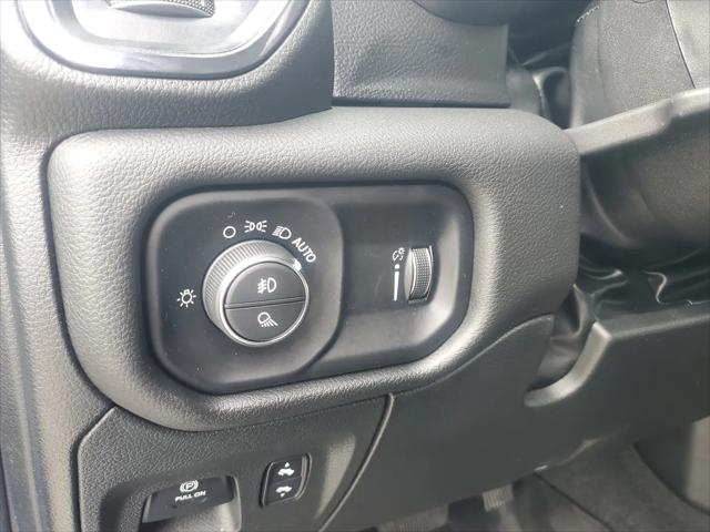 2023 Ram 1500 Big Horn Crew Cab 4x4 57 Box