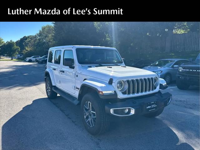 2025 Jeep Wrangler 4-Door Sahara 4x4 for sale in Lee's Summit, MO