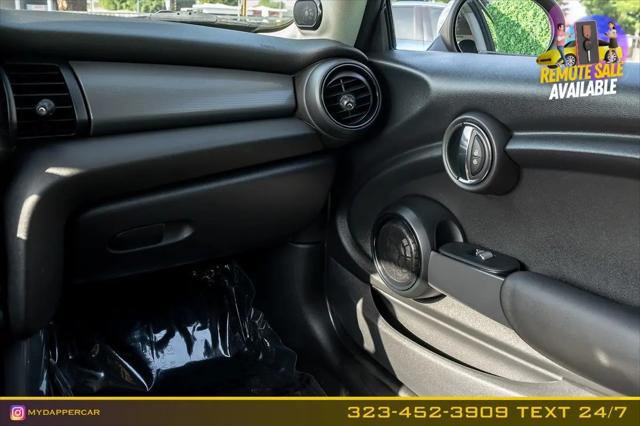 2017 MINI Hardtop Cooper