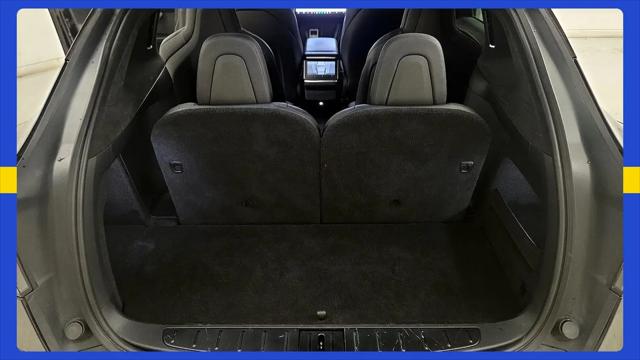 2022 Tesla Model X Plaid Tri Motor All-Wheel Drive