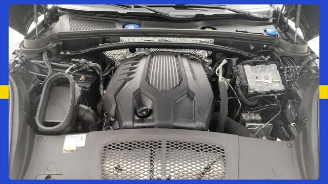2023 Porsche Macan Macan