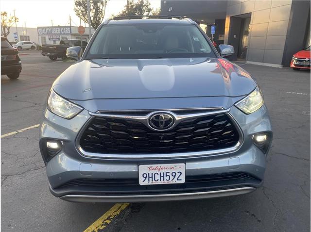 2023 Toyota Highlander Platinum