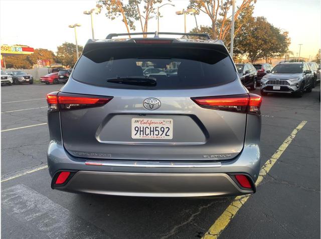 2023 Toyota Highlander Platinum
