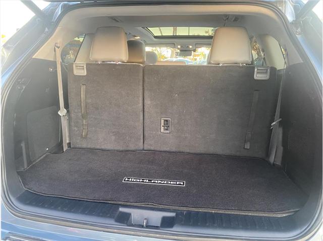 2023 Toyota Highlander Platinum