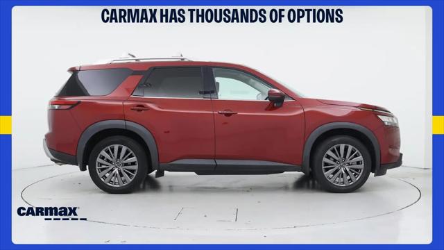 2023 Nissan Pathfinder SL 4WD
