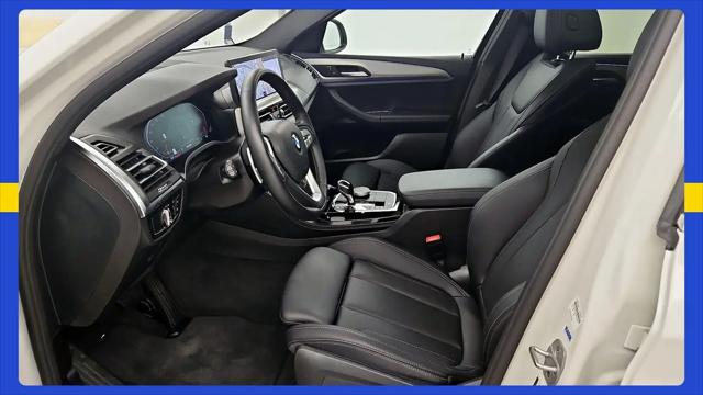 2025 BMW X4 xDrive30i