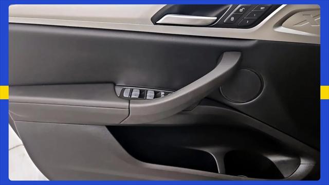 2025 BMW X4 xDrive30i