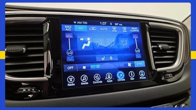 2017 Chrysler Pacifica Touring-L Plus