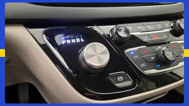 2017 Chrysler Pacifica Touring-L Plus