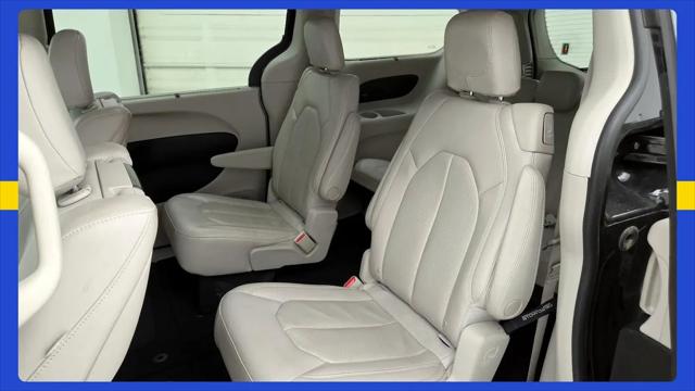 2017 Chrysler Pacifica Touring-L Plus