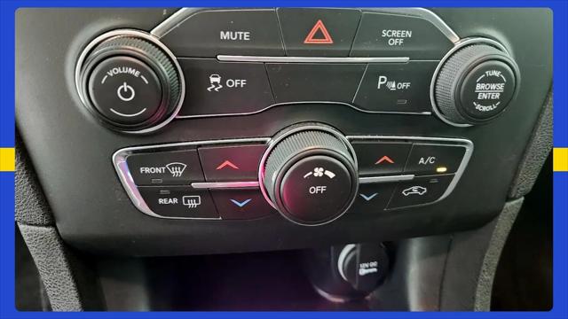 2020 Dodge Charger SXT RWD