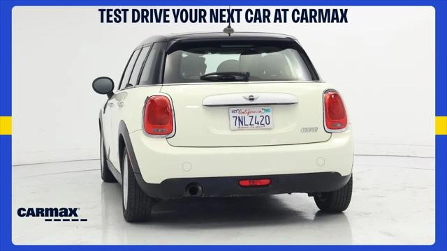 2015 MINI Hardtop Cooper