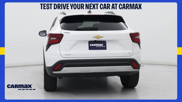 2025 Chevrolet Trax FWD LT