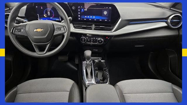 2025 Chevrolet Trax FWD LT