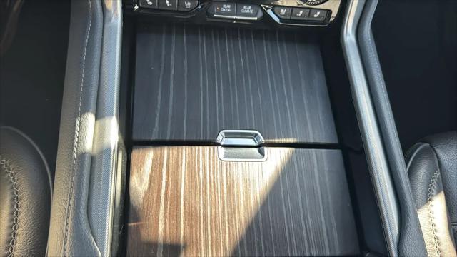 2022 GMC Yukon 4WD Denali