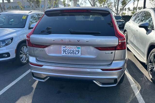 2023 Volvo XC60 B6 Ultimate Dark Theme