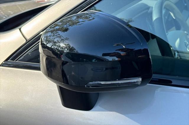 2023 Volvo XC60 B6 Ultimate Dark Theme