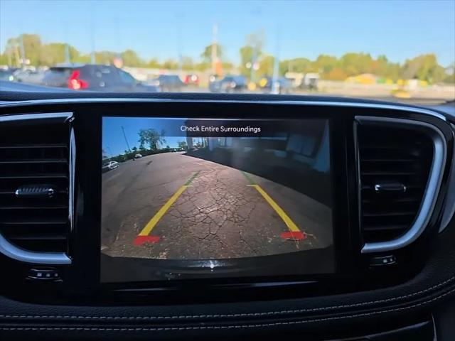 2025 Chrysler Pacifica Limited