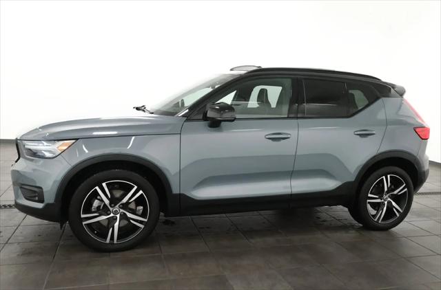 2021 Volvo XC40 T5 R-Design