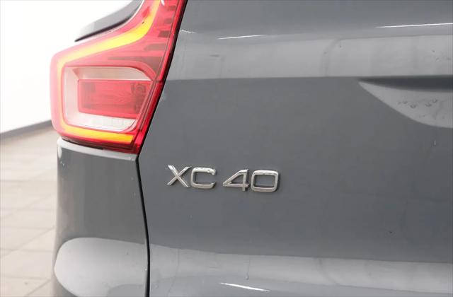 2021 Volvo XC40 T5 R-Design