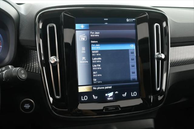2021 Volvo XC40 T5 R-Design