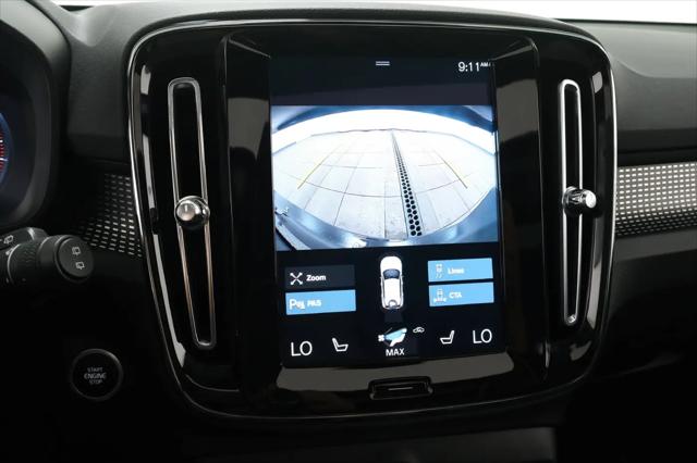 2021 Volvo XC40 T5 R-Design