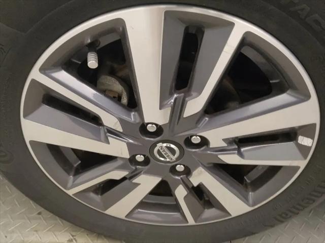 2020 Nissan Versa SV Xtronic CVT