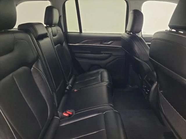 2023 Jeep Grand Cherokee Limited 4x2