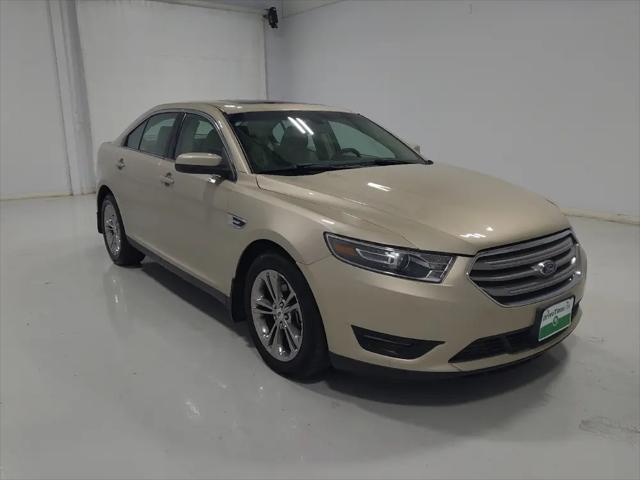 2018 Ford Taurus SEL
