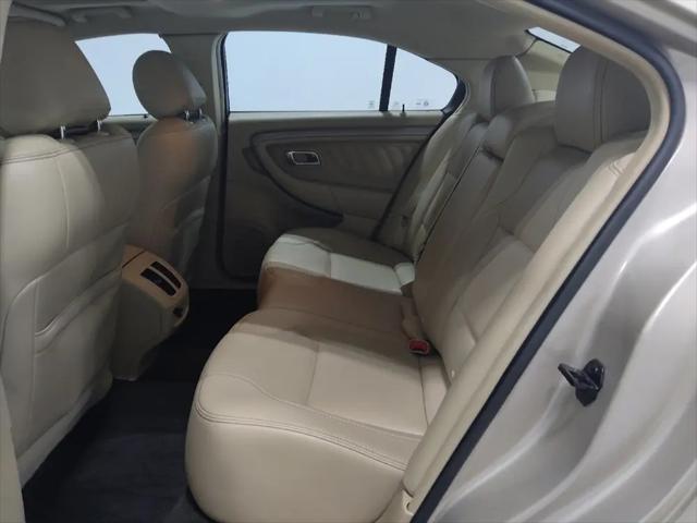 2018 Ford Taurus SEL