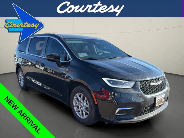 2024 Chrysler Pacifica Touring L for sale in Mesa, AZ