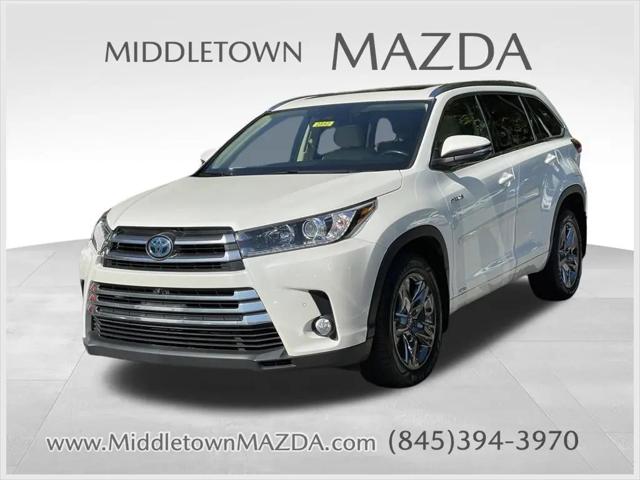2017 Toyota Highlander Hybrid Limited Platinum for sale in Middletown, NY