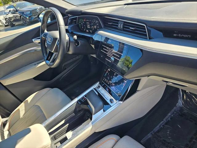 2024 Audi e-tron Prestige quattro