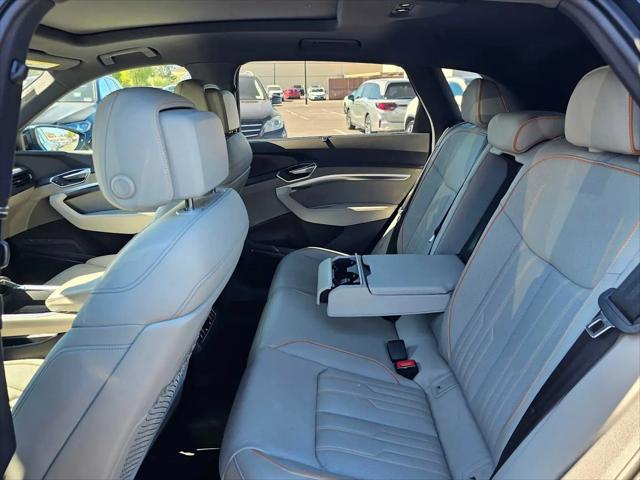 2024 Audi e-tron Prestige quattro