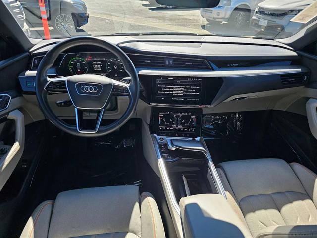 2024 Audi e-tron Prestige quattro